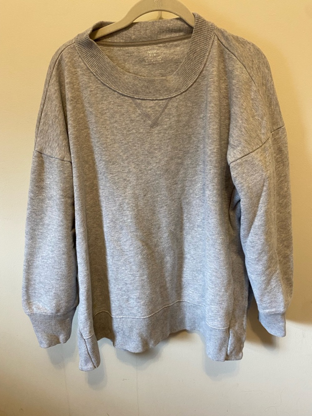 Aerie gray crewneck sweatshirt with side slits medium